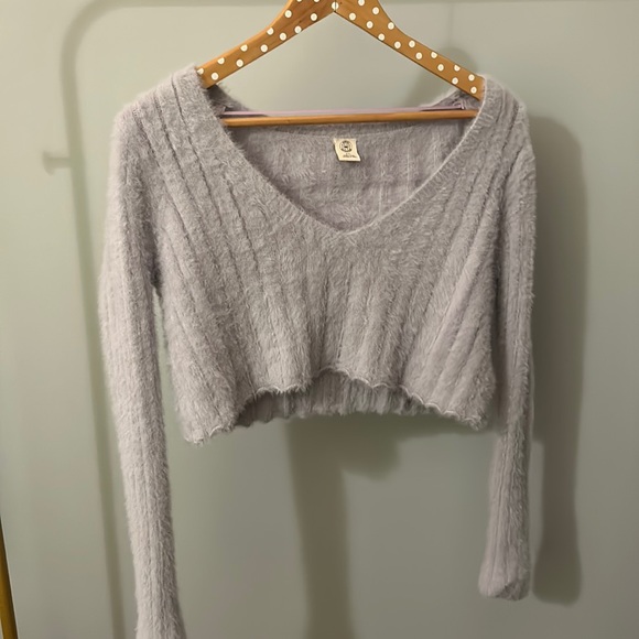 Urban Outfitters Fuzzy Purple Sweater - Picture 1 of 3